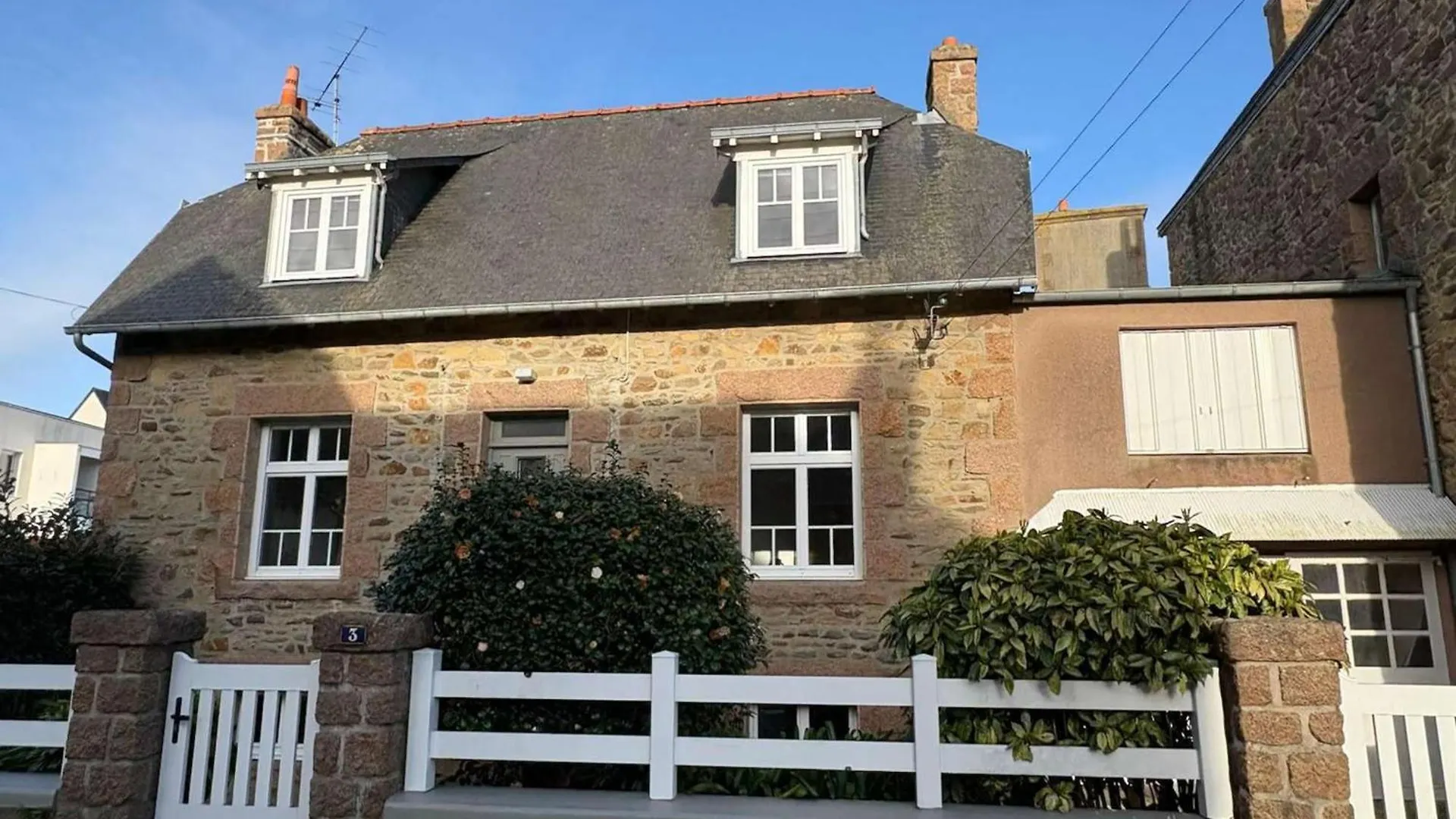 Maison De Charme A Perros-Guirec, Proche Plage - Fr-1-542-69 Holiday home Perros-Guirec